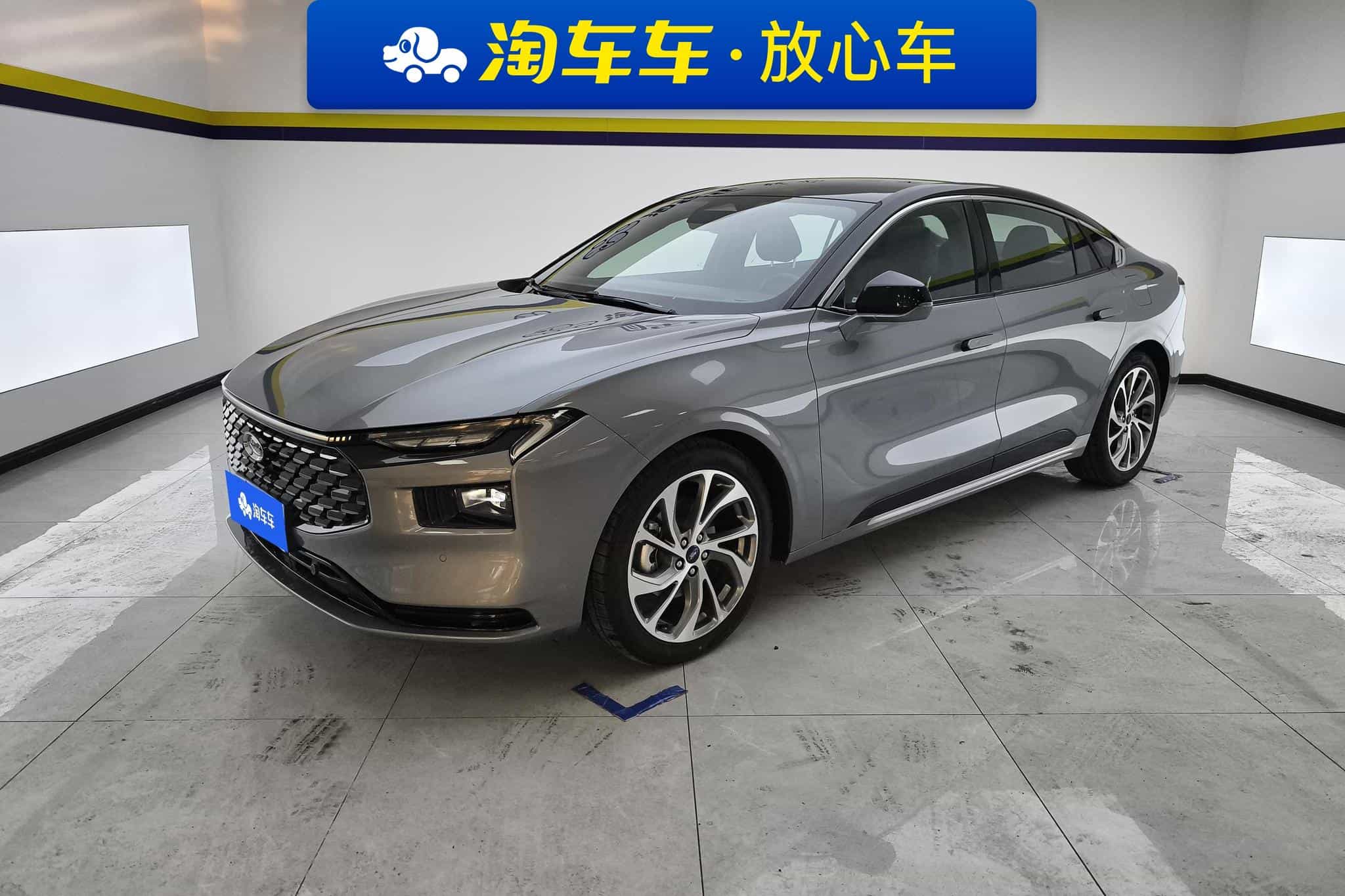 undefined undefined 2022-photo-1