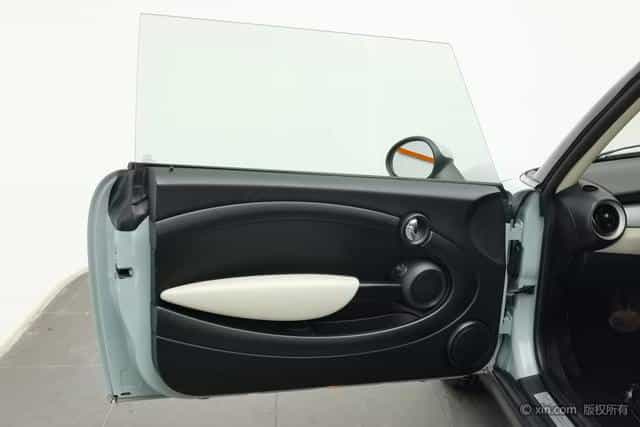 undefined undefined 2011-photo-11