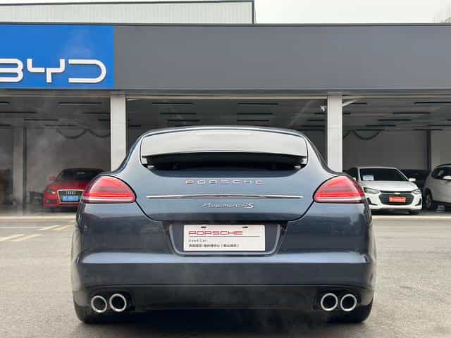 undefined undefined 2010-photo-16