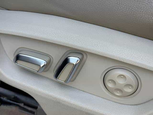 undefined undefined 2012-photo-17