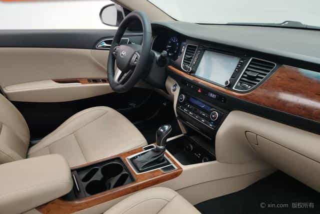 undefined undefined 2014-photo-23