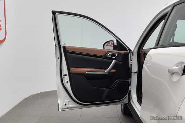 undefined undefined 2018-photo-11