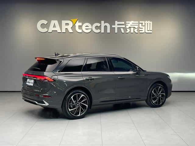 undefined undefined 2023-photo-4