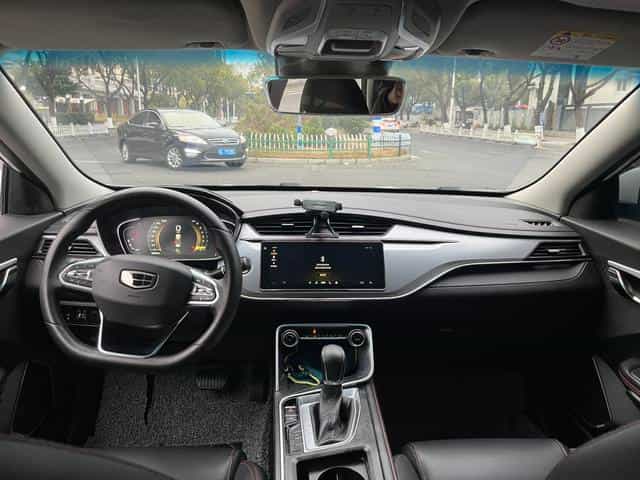 undefined undefined 2018-photo-11