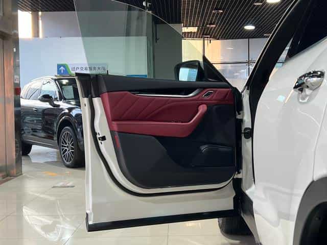 undefined undefined 2019-photo-11