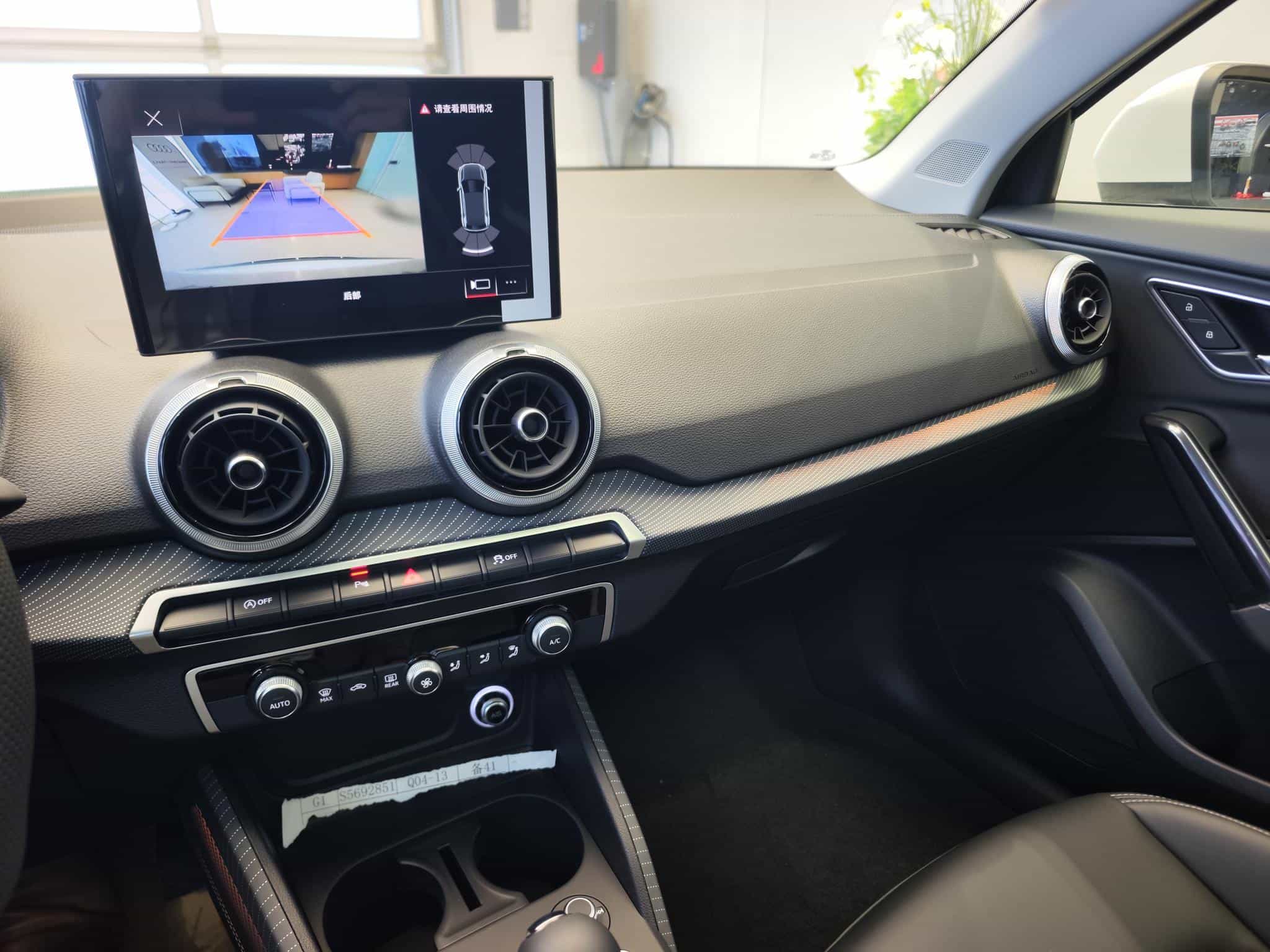 undefined undefined 2025-photo-12