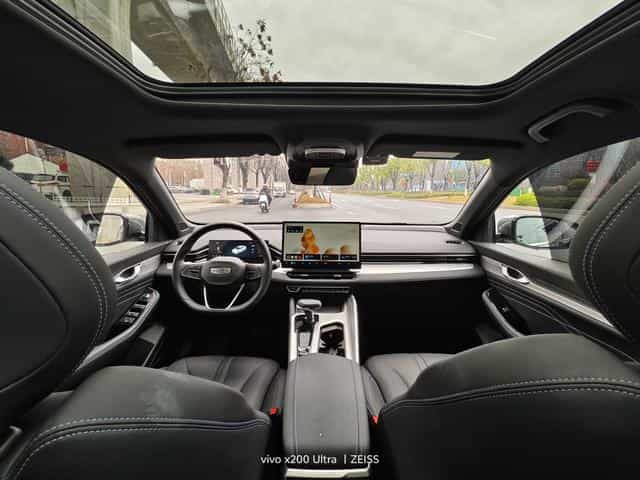 undefined undefined 2025-photo-6
