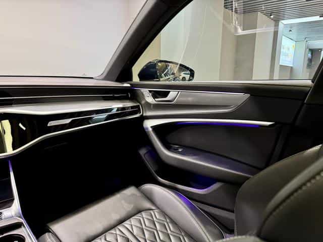undefined undefined 2025-photo-29