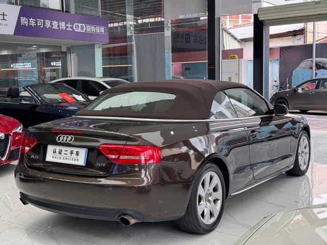 undefined undefined 2010-photo-11