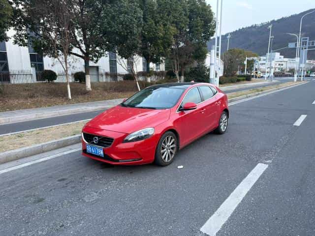 undefined undefined 2014-photo-1