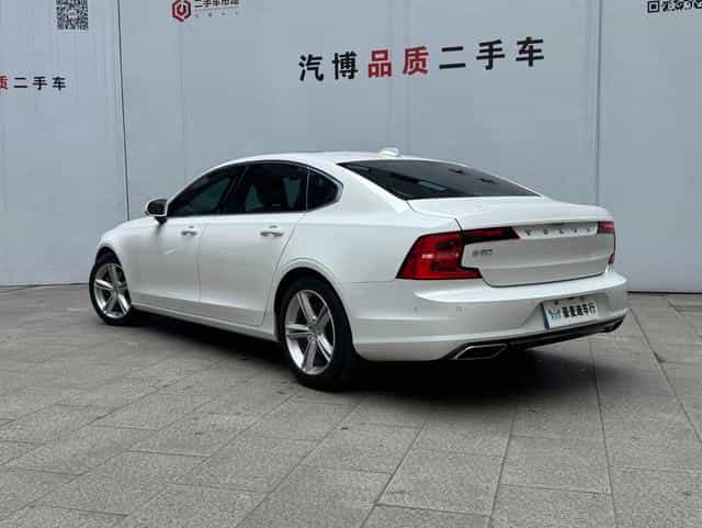 undefined undefined 2017-photo-5