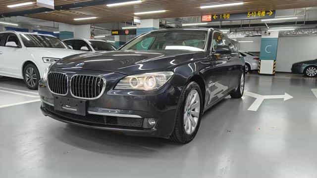 undefined undefined 2009-photo-1