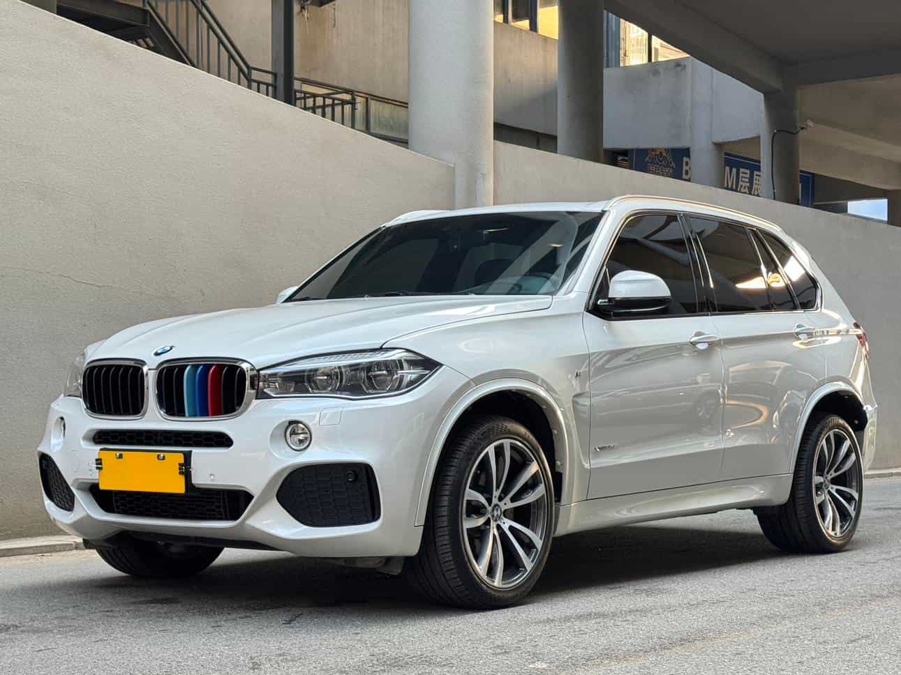 undefined undefined 2018-photo-1