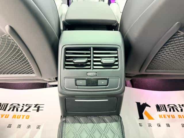 undefined undefined 2020-photo-10