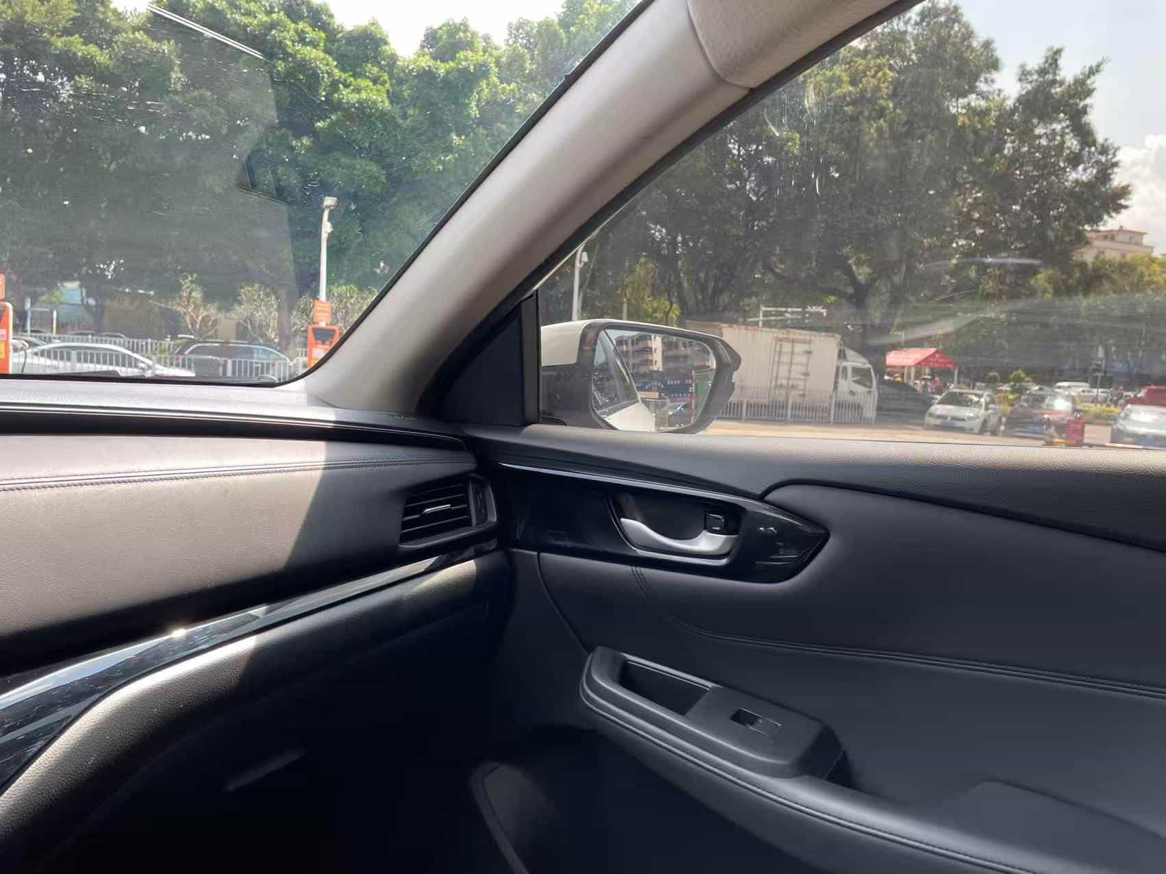 undefined undefined 2019-photo-19