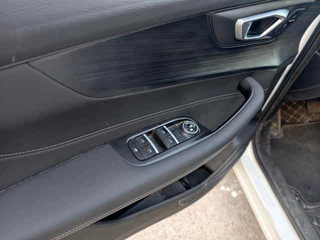 undefined undefined 2025-photo-8
