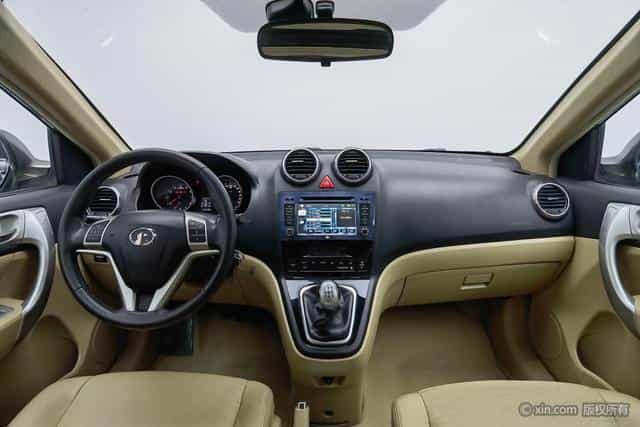 undefined undefined 2011-photo-14