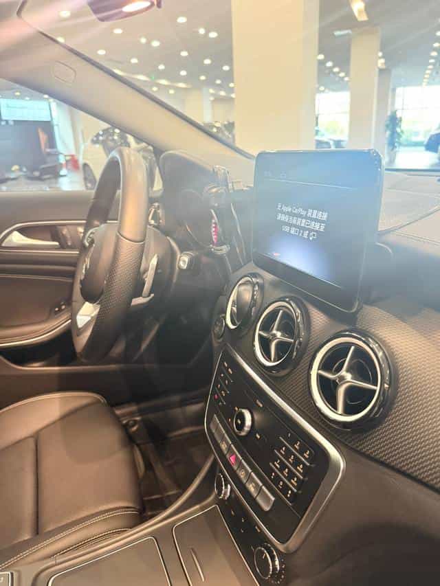 undefined undefined 2018-photo-27