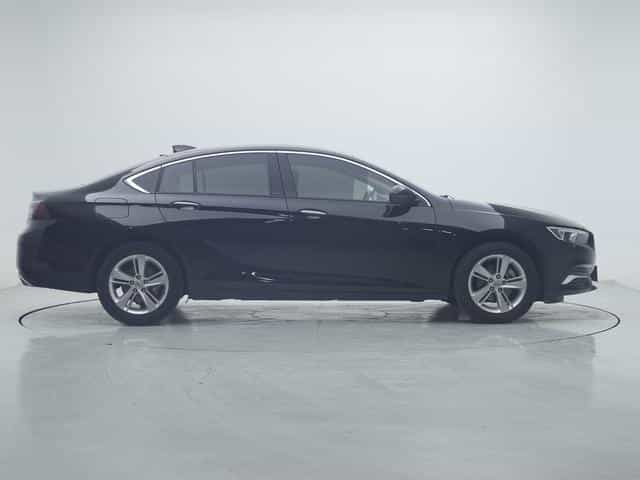 undefined undefined 2019-photo-8