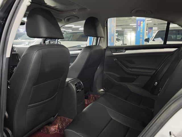 undefined undefined 2018-photo-5