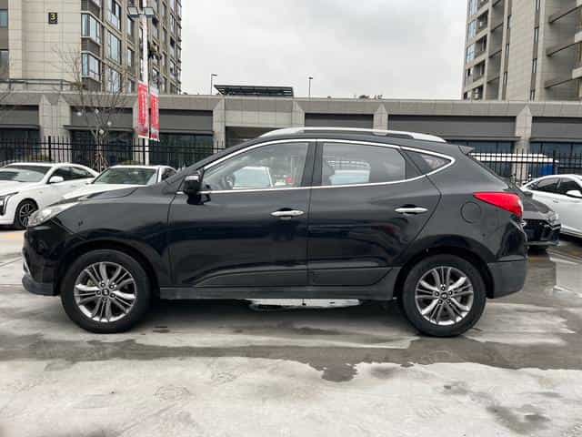 undefined undefined 2013-photo-8
