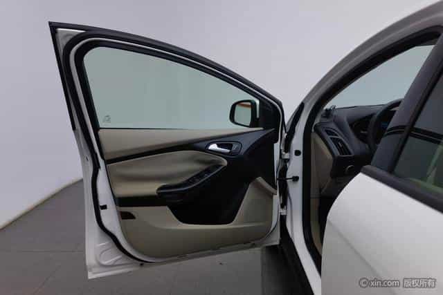 undefined undefined 2015-photo-11