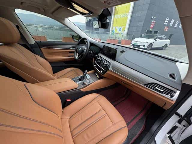 undefined undefined 2019-photo-27