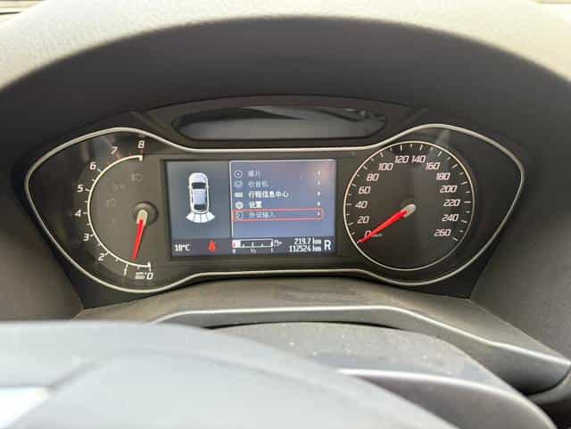 undefined undefined 2011-photo-10