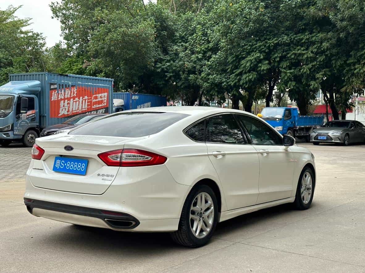 undefined undefined 2013-photo-15