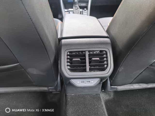 undefined undefined 2025-photo-12