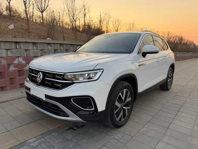 undefined undefined 2023-photo-1