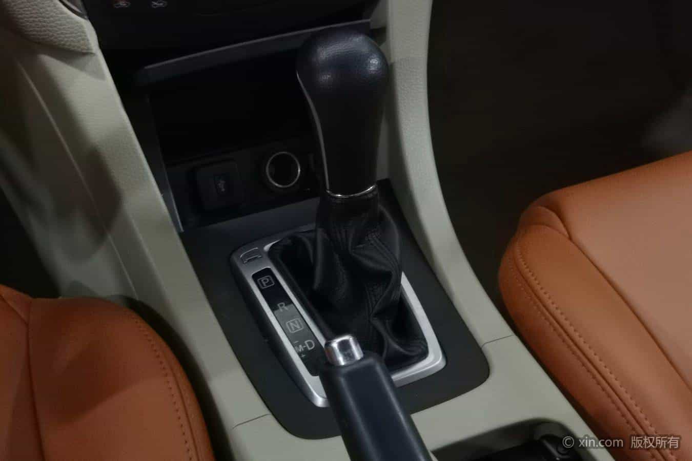 undefined undefined 2011-photo-17