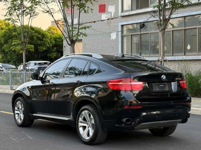undefined undefined 2011-photo-6