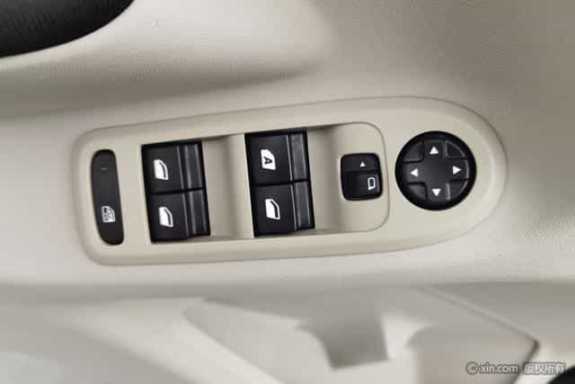 undefined undefined 2014-photo-12
