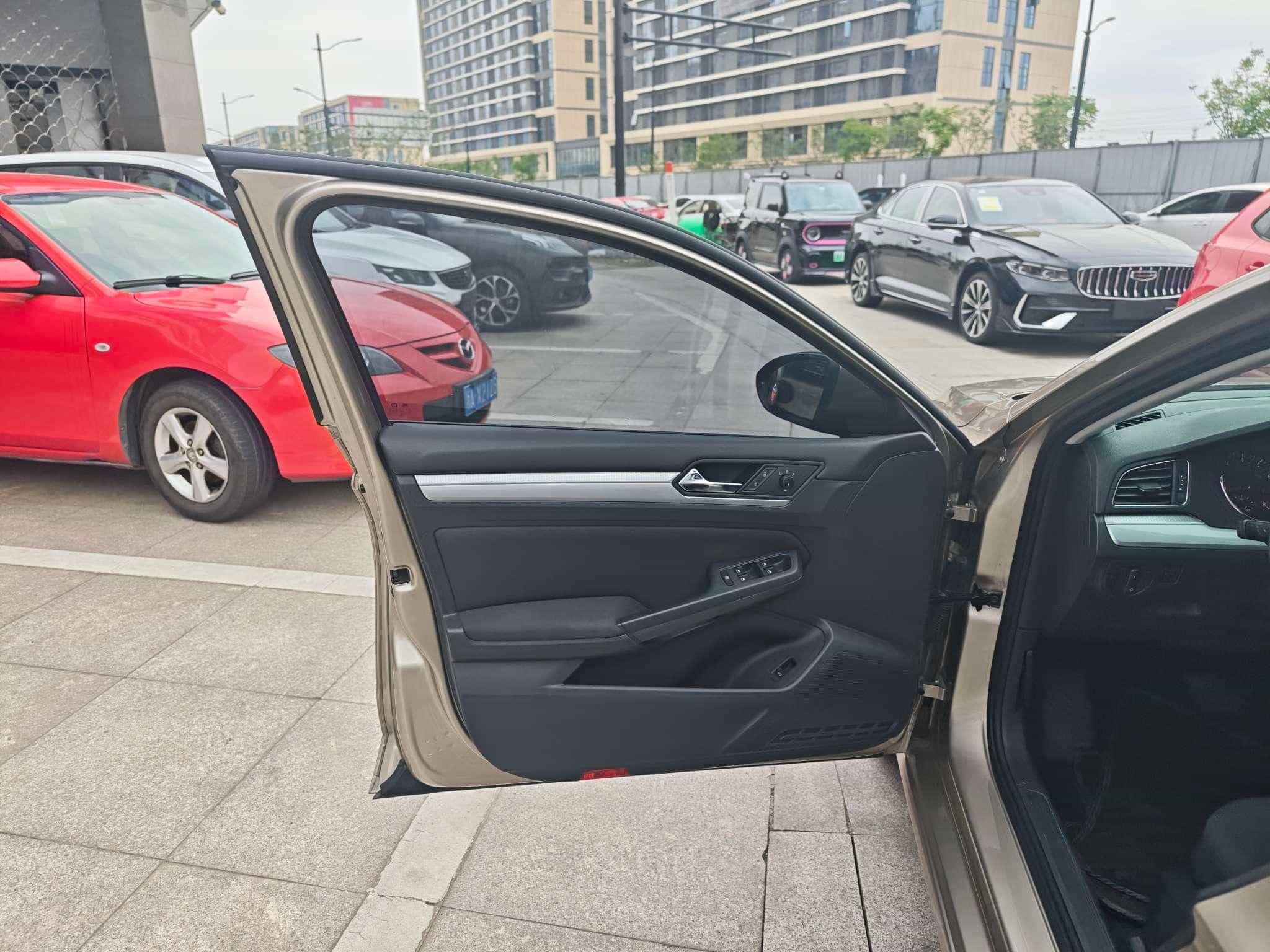 undefined undefined 2018-photo-13