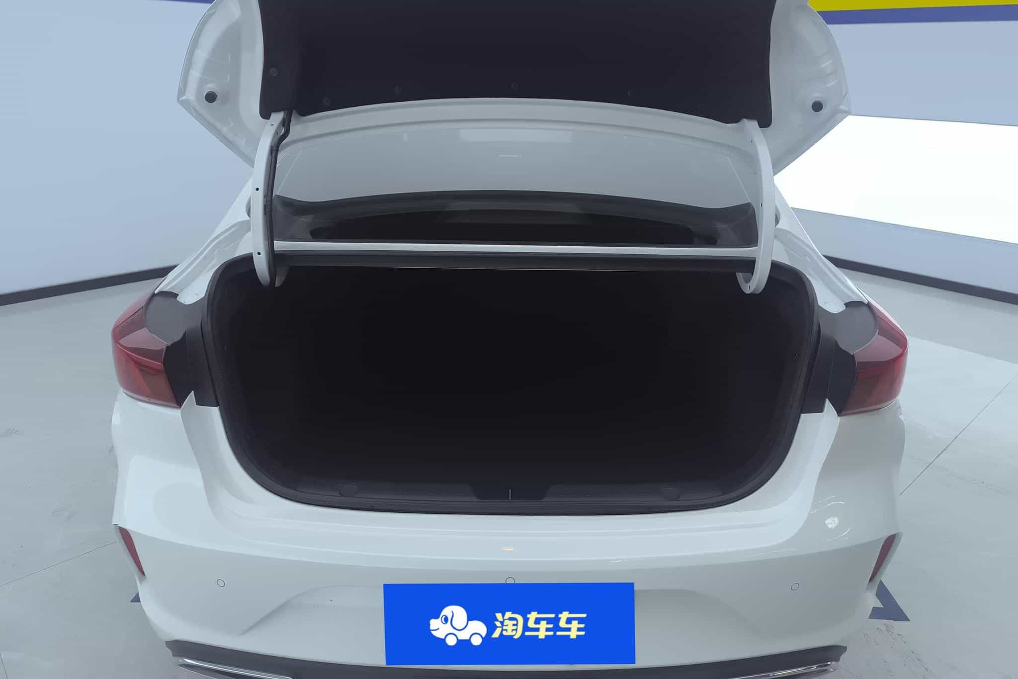 undefined undefined 2023-photo-11
