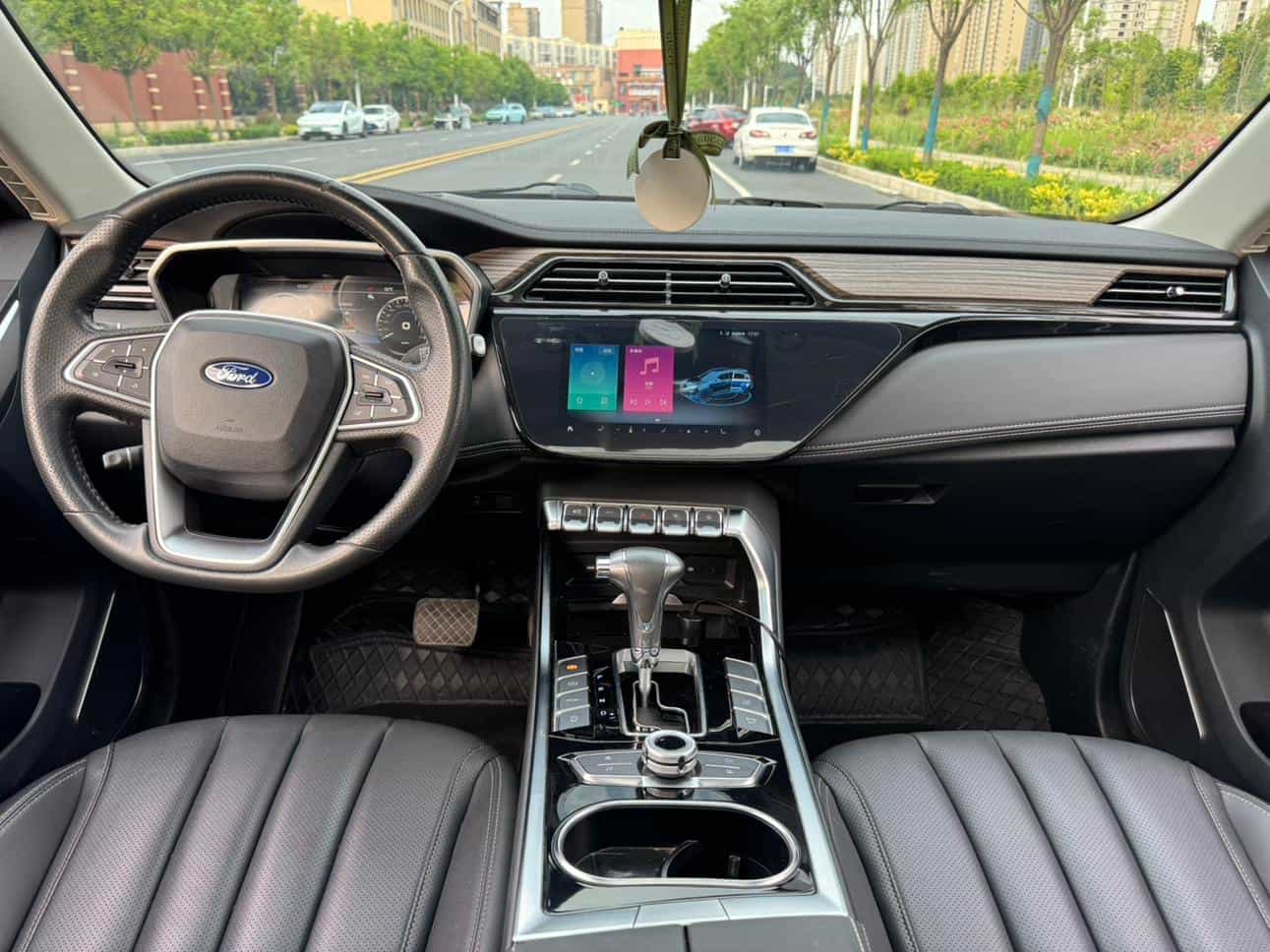 undefined undefined 2020-photo-10