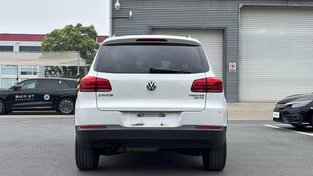 undefined undefined 2016-photo-5