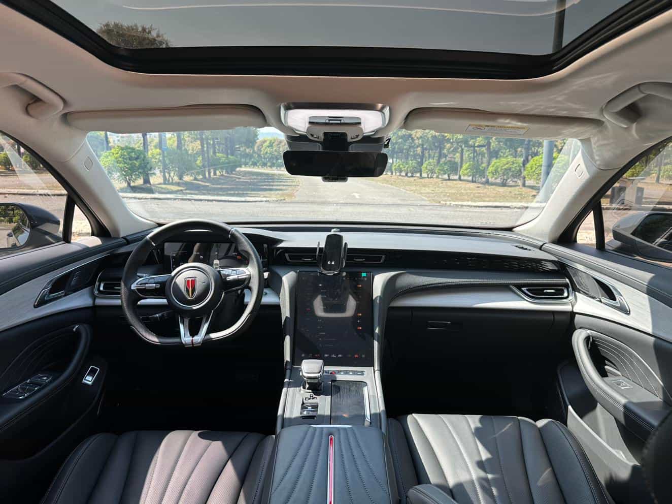 undefined undefined 2025-photo-12