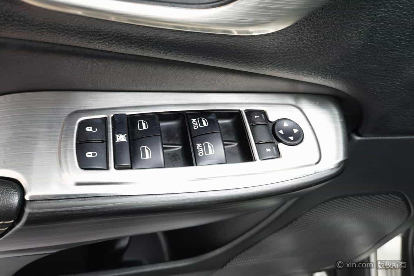undefined undefined 2016-photo-12