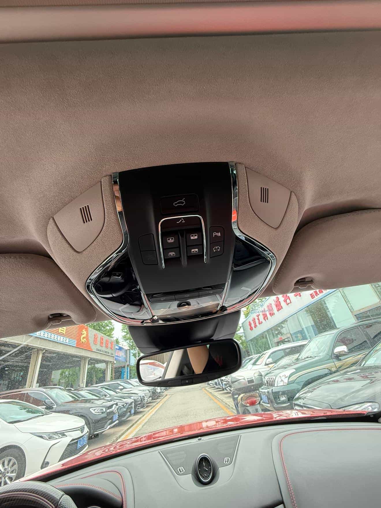 undefined undefined 2019-photo-27