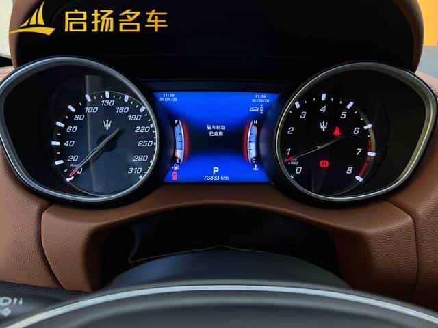 undefined undefined 2018-photo-24