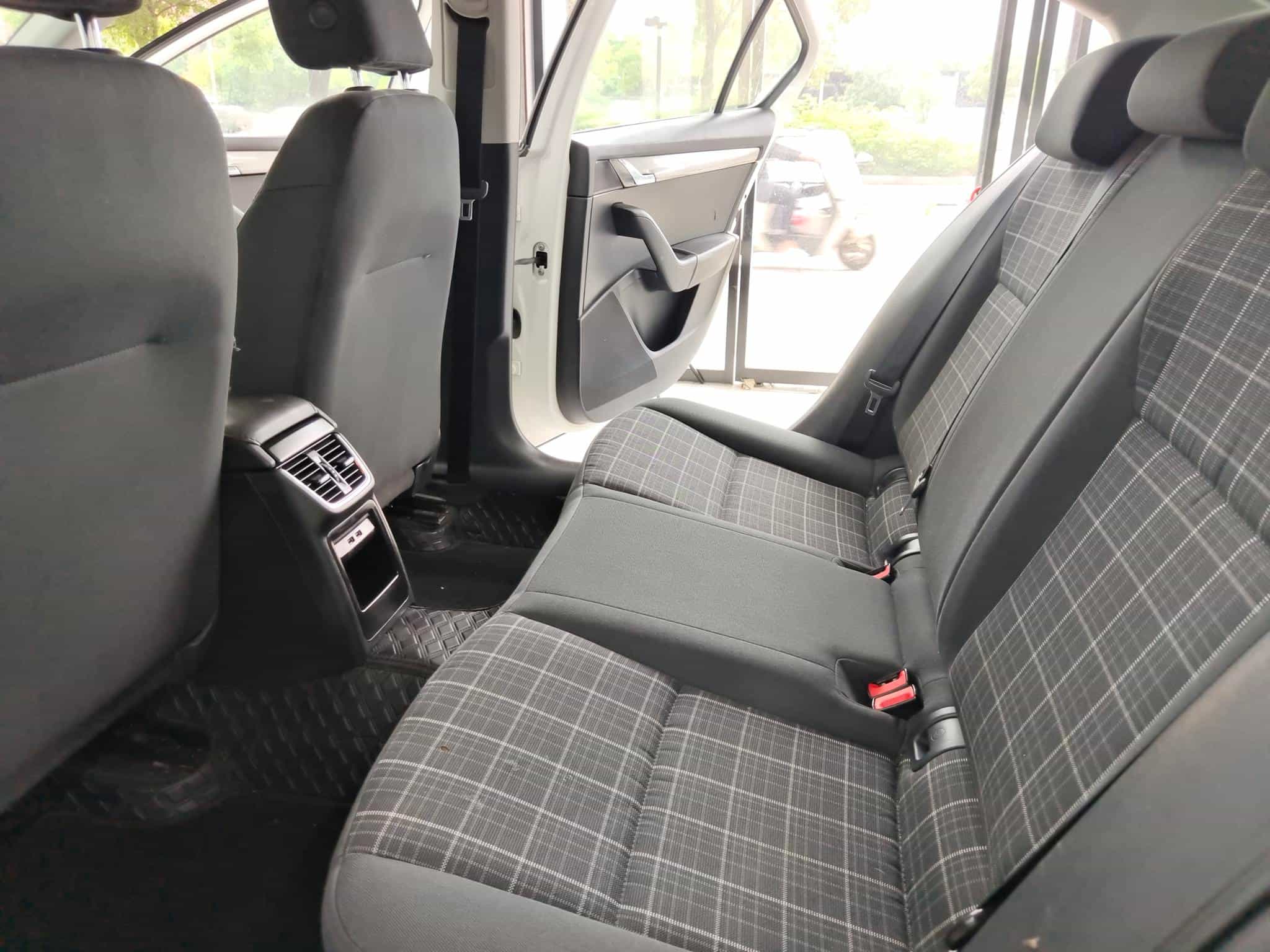 undefined undefined 2018-photo-19