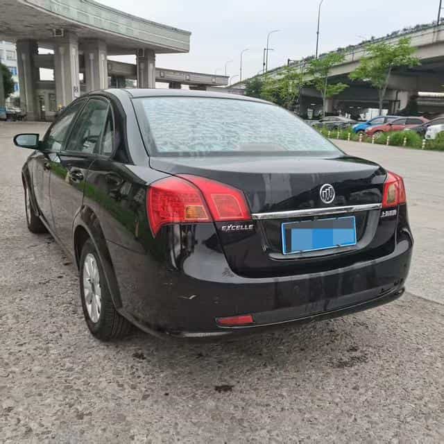 undefined undefined 2011-photo-9