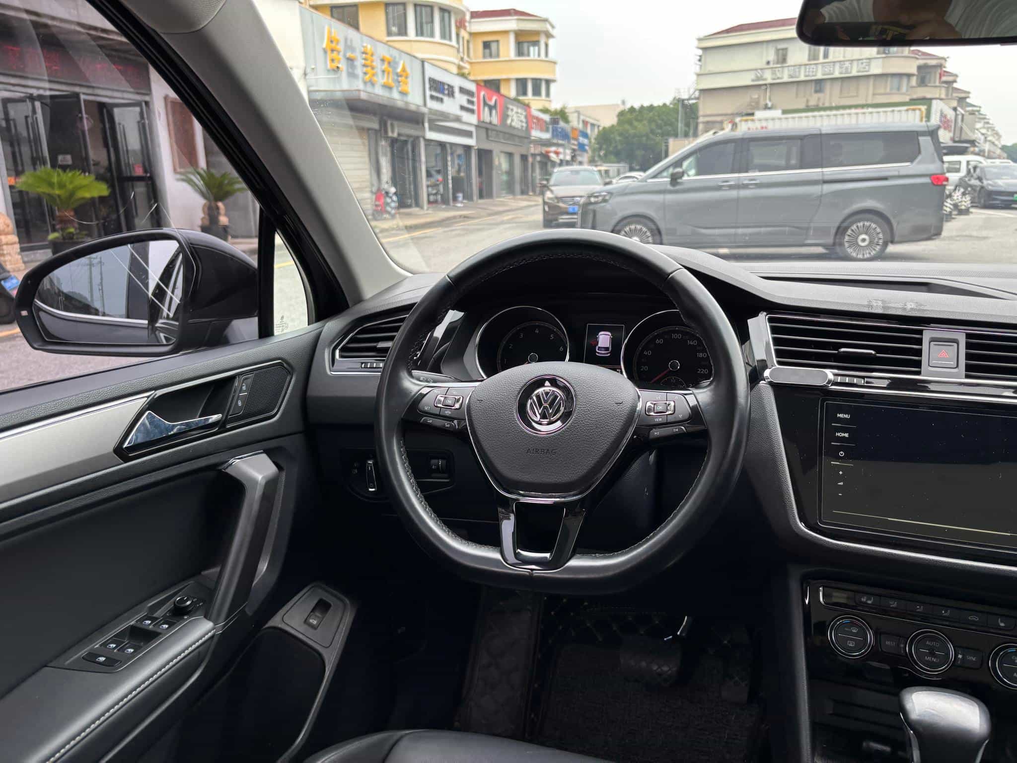 undefined undefined 2019-photo-12