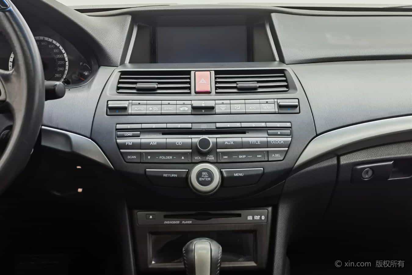 undefined undefined 2012-photo-16