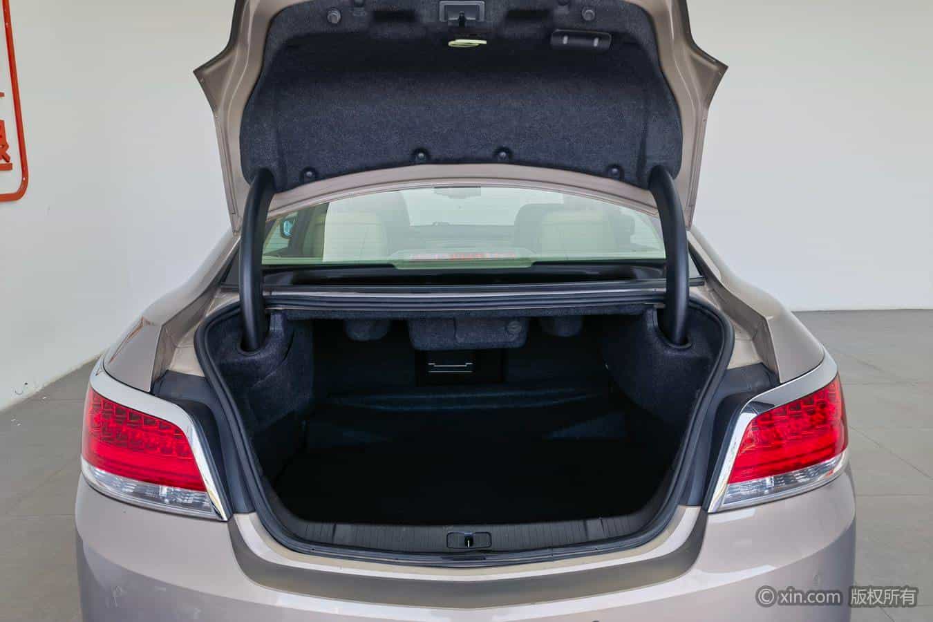 undefined undefined 2012-photo-20