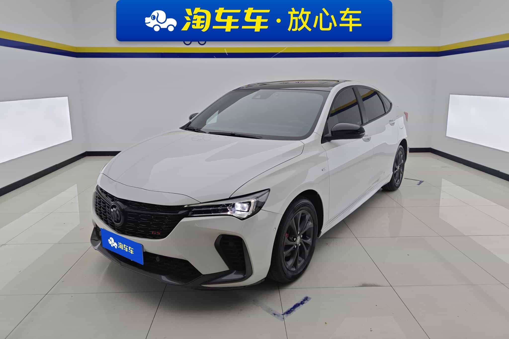 undefined undefined 2023-photo-1
