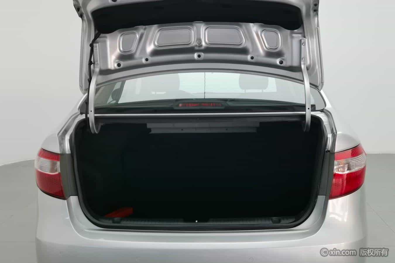 undefined undefined 2011-photo-20