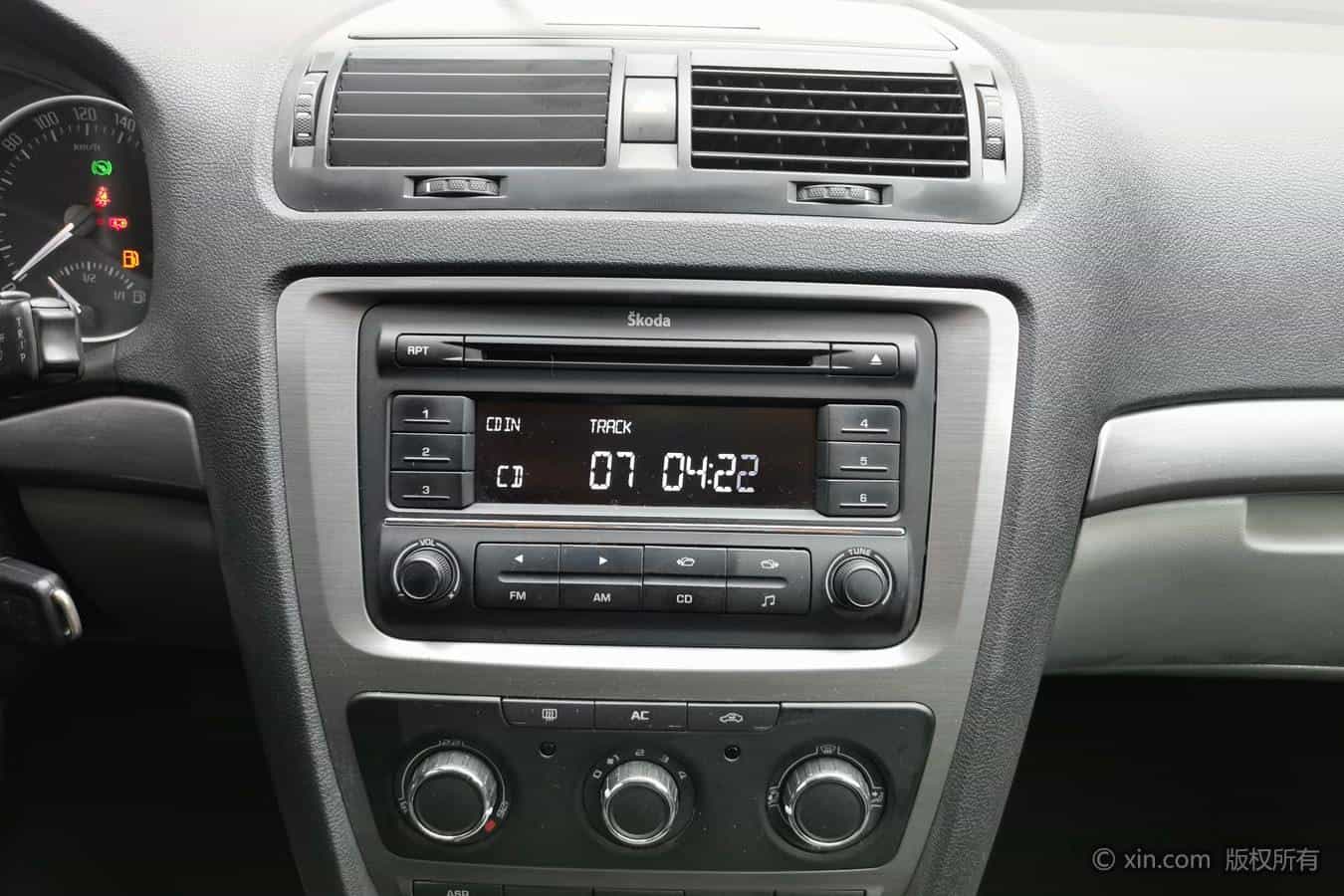 undefined undefined 2012-photo-16